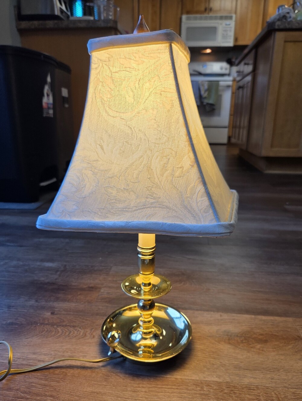 Vintage Baldwin Brass Gold Tone Candle Chamberstick Style Lamp with Ivory Damask